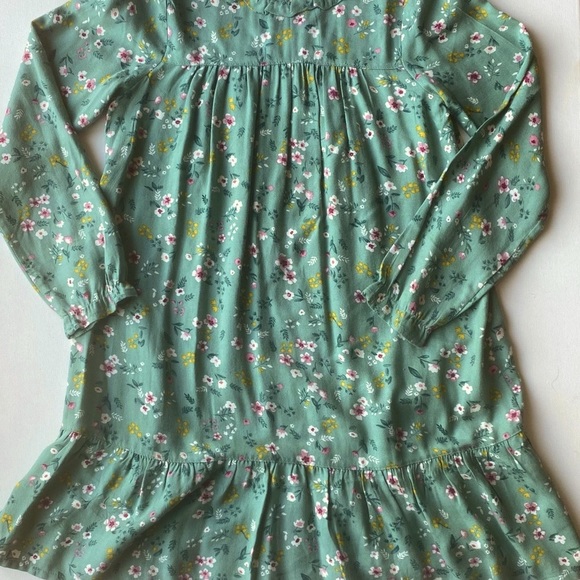 H&M Other - Peasant floral dress